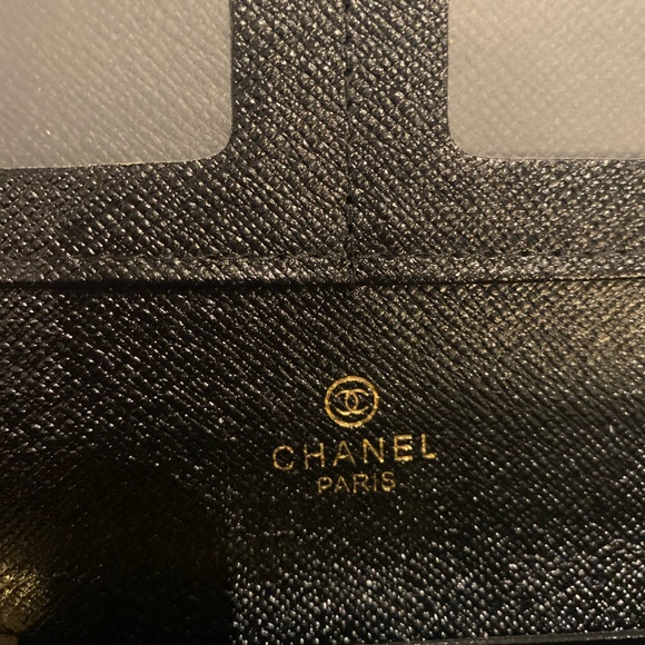 Leather inspired wallet new with box - Picture 3 of 3